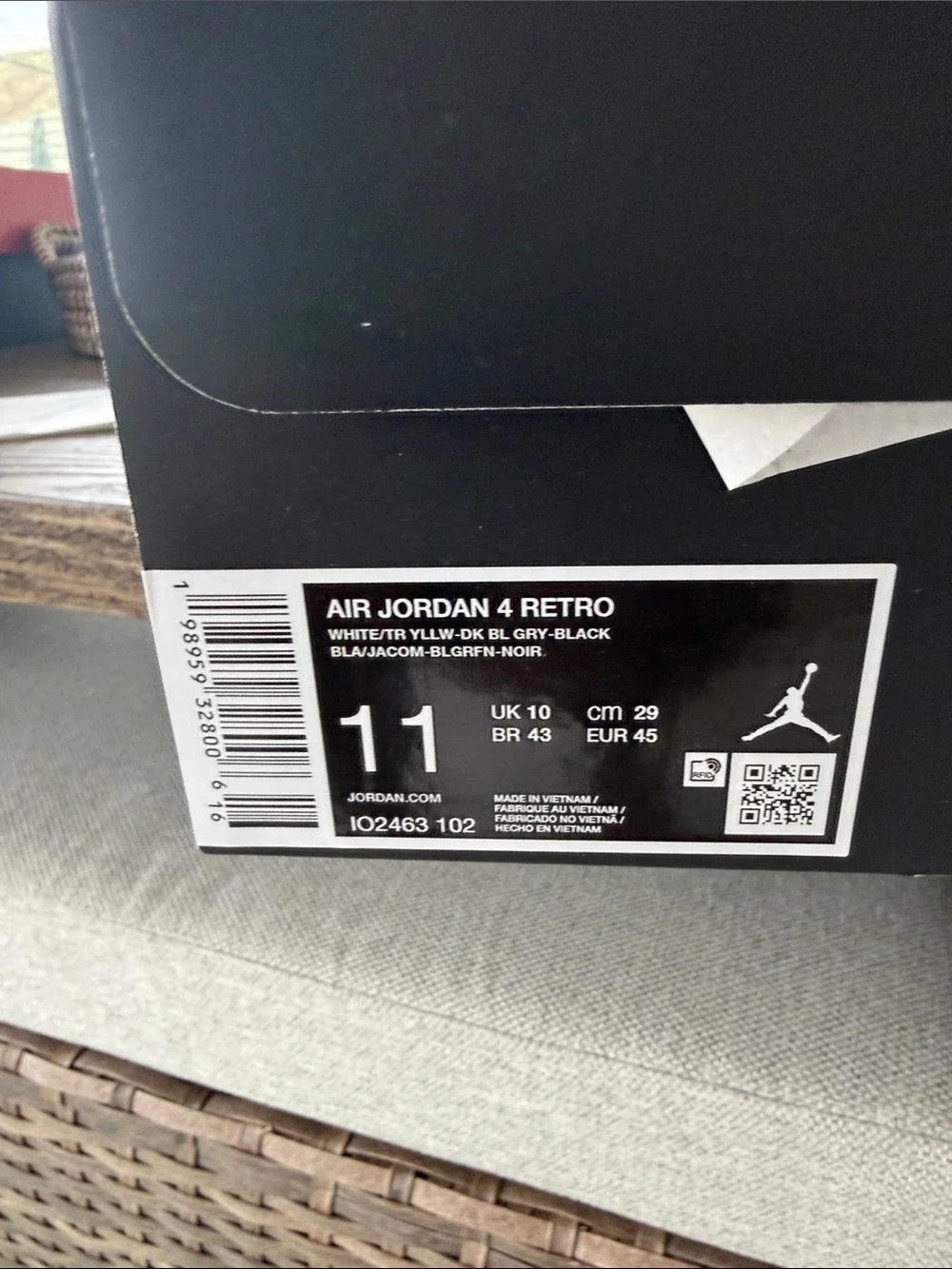 Jordan 4